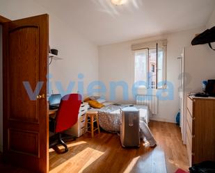 Bedroom of Flat for sale in  Madrid Capital  with Heating and Furnished