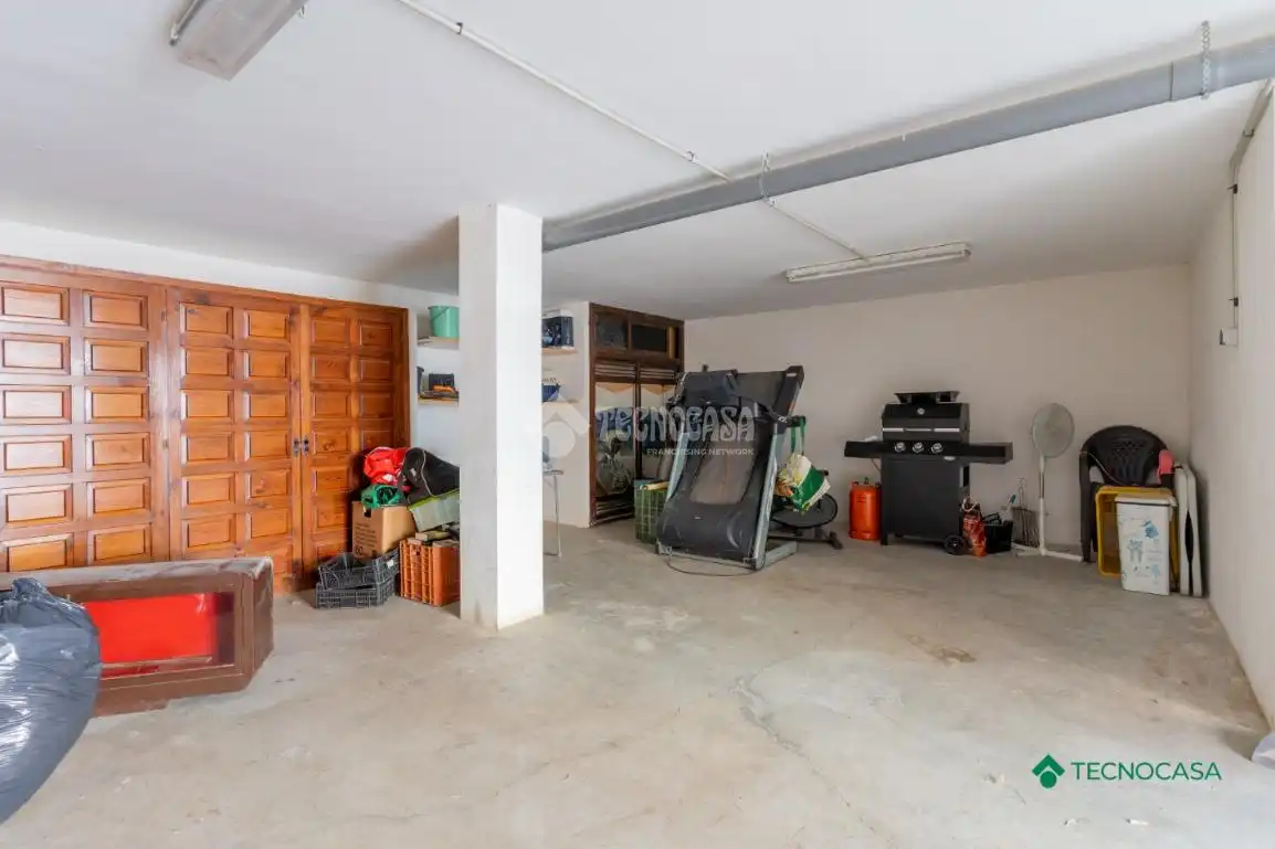 Detached homes for sale in Roquetas de Mar  with Air Conditioner and Terrace