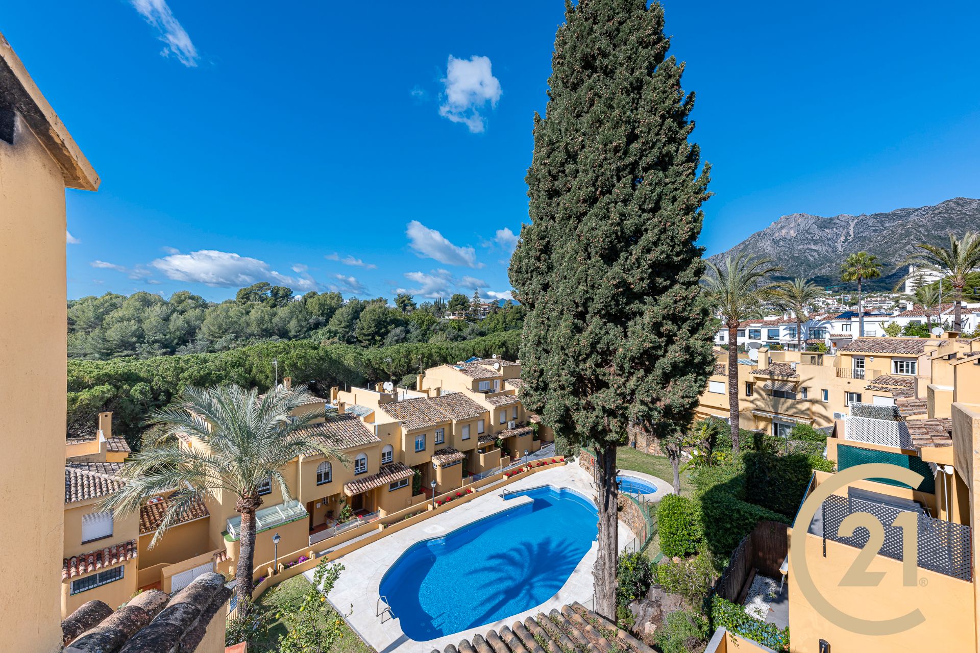 Jardí de Casa adosada en venda en Marbella amb Aire condicionat, Calefacció i Terrassa