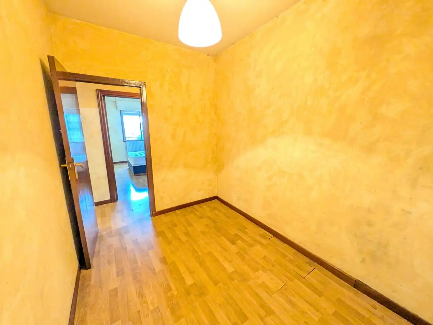 Habitación de Piso en venta en Coslada con Terraza y Trastero