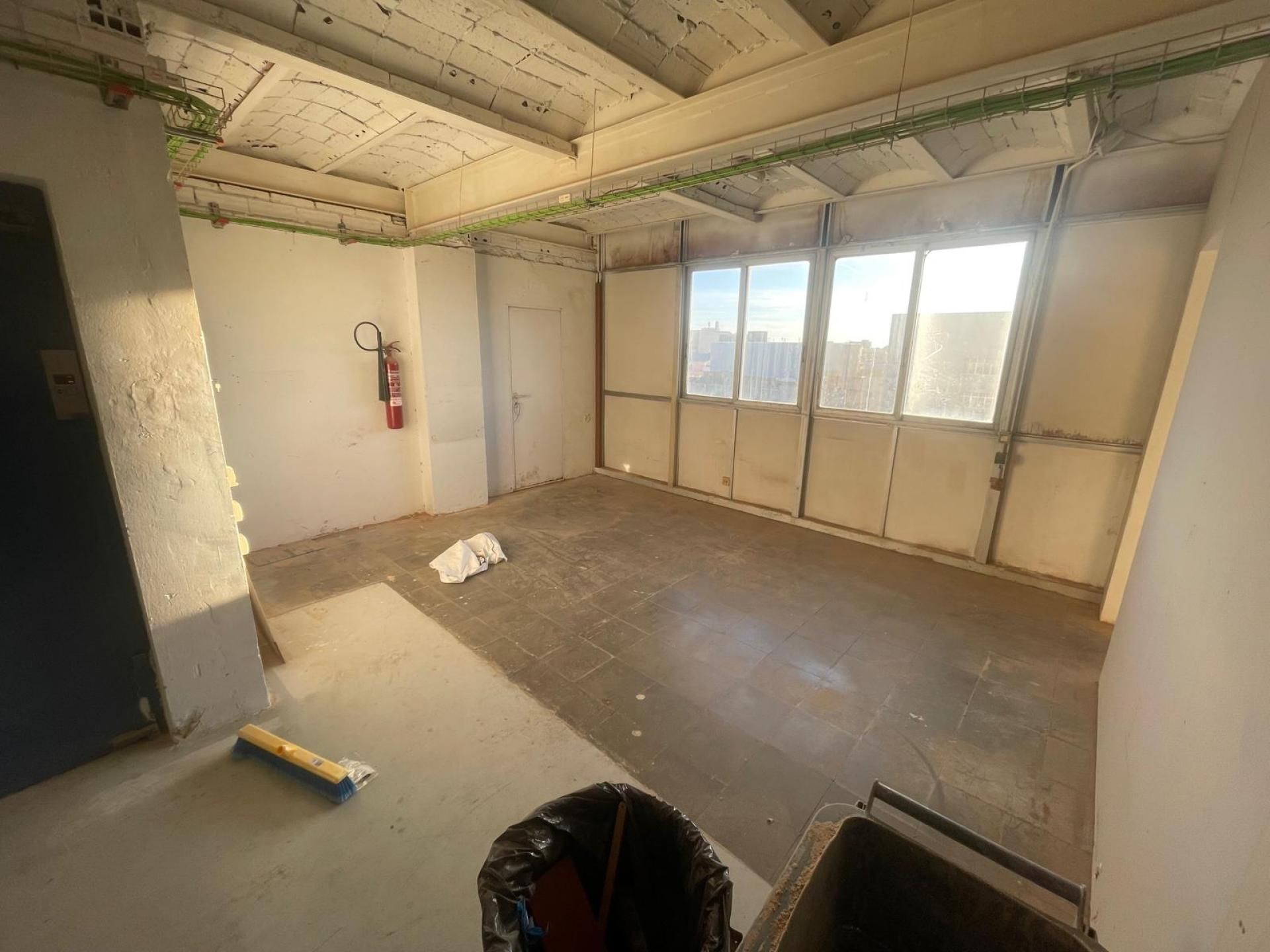 Local de alquiler en L'Hospitalet de Llobregat