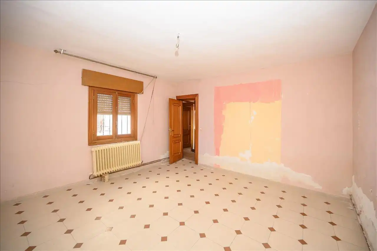 Detached homes for sale in Polán  with Terrace