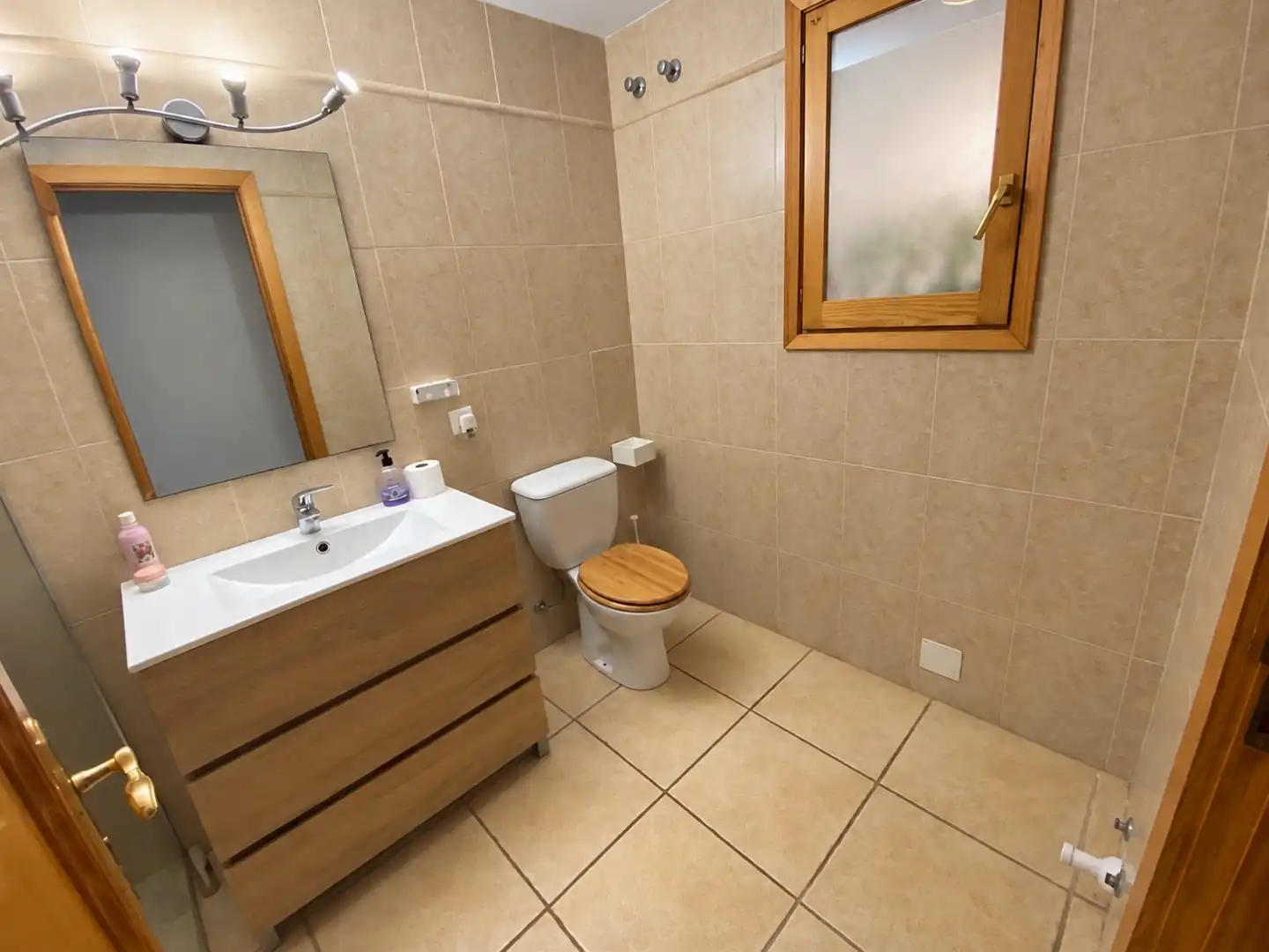 Bajo con piscina en venta en Carrer del Celler 2, imagen 11