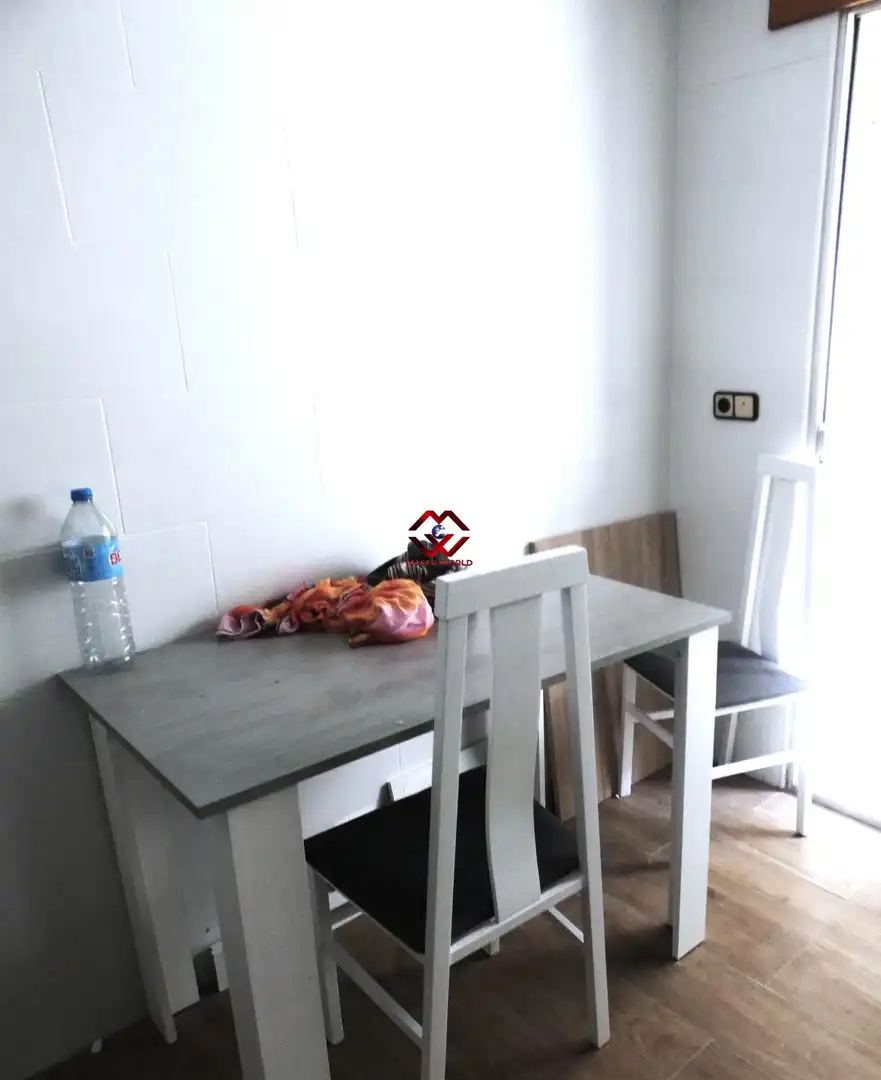 Apartamento con terraza en venta en Calle san vicente, imagen 2