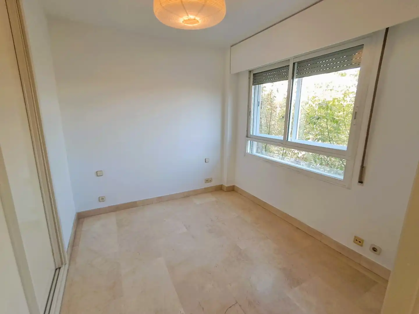 Bedroom of Apartments for rent in Madrid  with Air Conditioner, Heating and Storage room