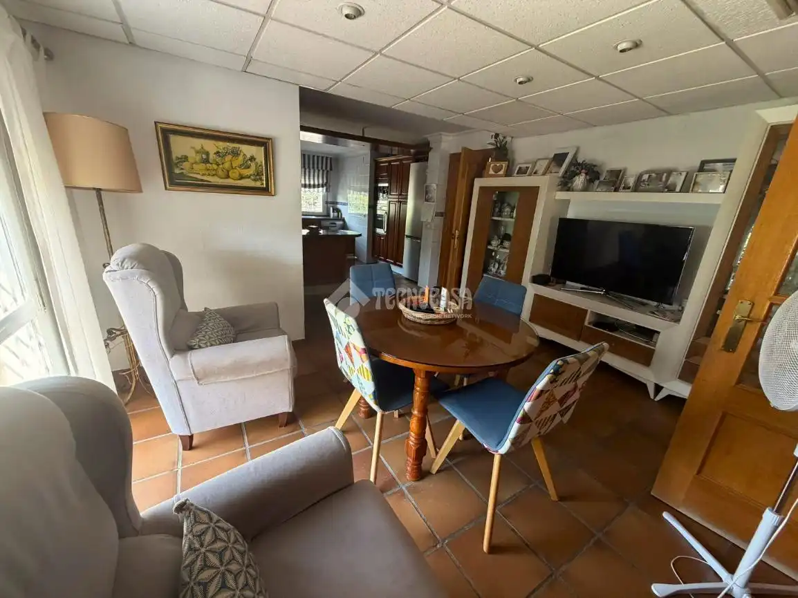 Sala de estar de Casa o chalet en venta en Badajoz con Aire acondicionado, Jardín privado y Piscina