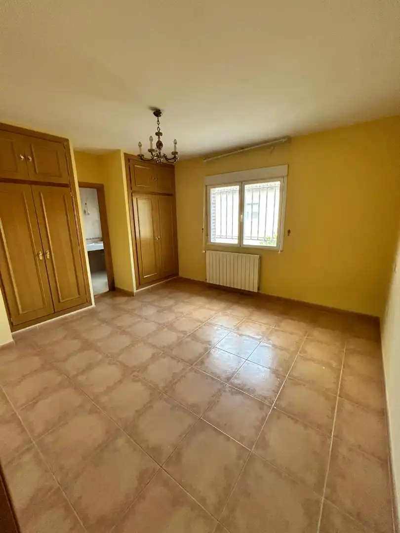 Bedroom of Detached homes for sale in Robledo de Chavela  with Heating, Private garden and Terrace