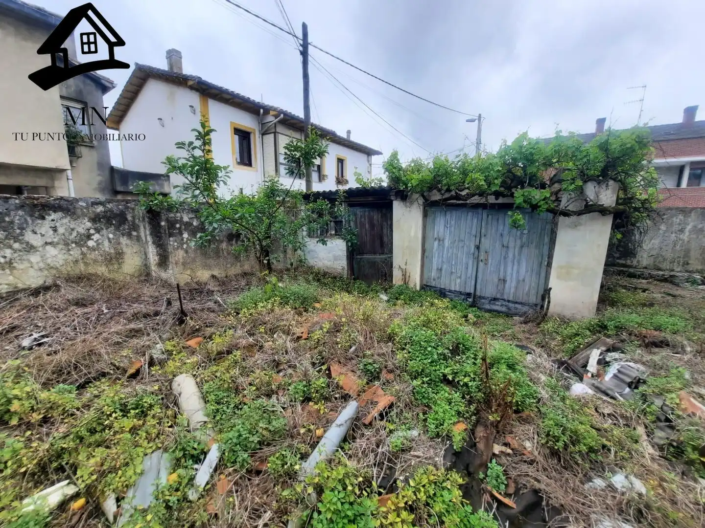 Casa o xalet en venda en Torrelavega  amb Jardí privat