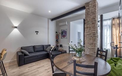 Living room of Flat for sale in  Granada Capital  with Air Conditioner