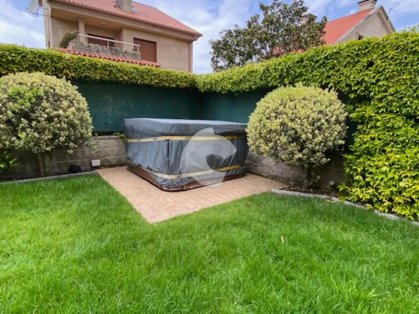 Jardí de Casa o xalet en venda en Sanxenxo amb Calefacció, Jardí privat i Terrassa