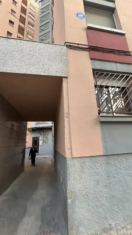 Vista exterior de Piso en venta en Sant Vicenç Dels Horts