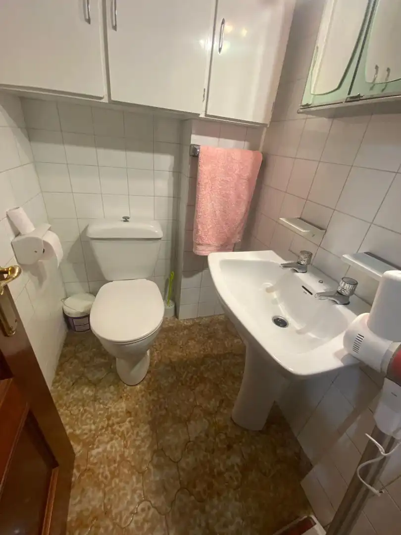 Badezimmer von Wohnung zum Verkauf in Oviedo  mit Heizung und Terrasse