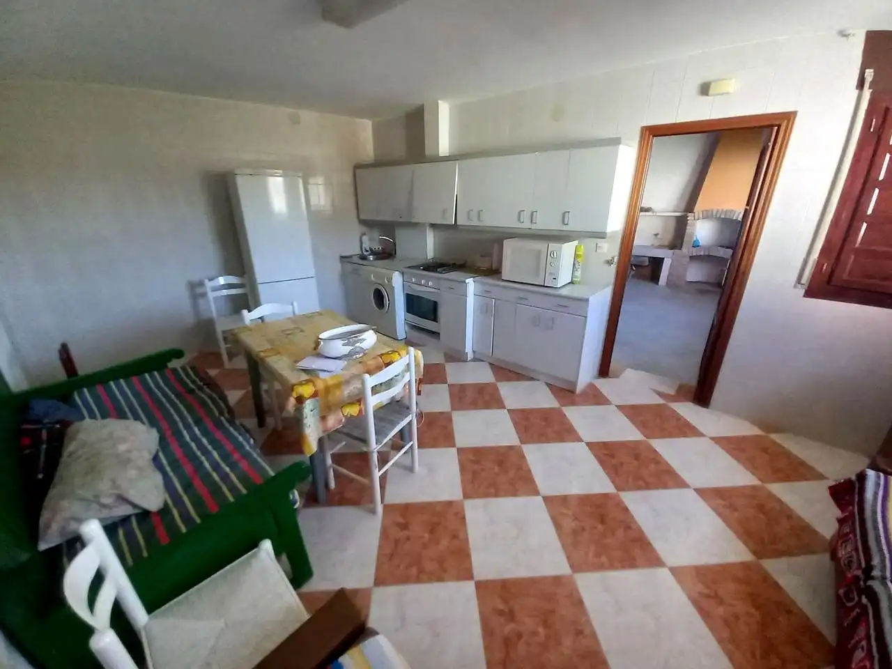 Cocina de Casa o chalet en venta en Codo con Jardín privado, Trastero y Balcón