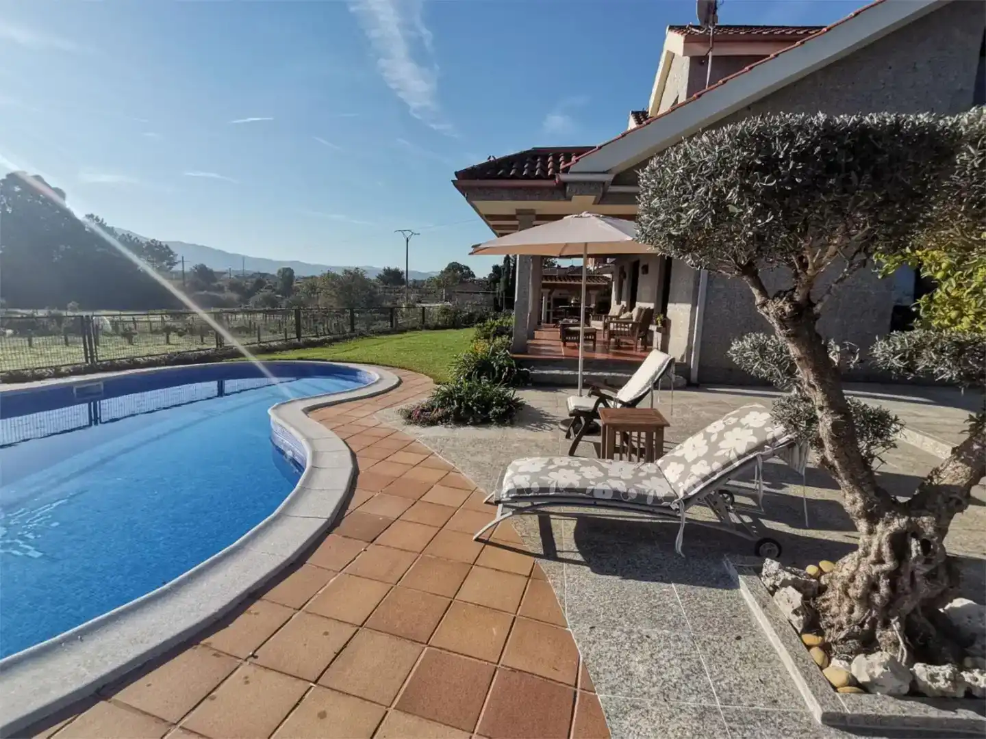 Piscina de Casa o xalet en venda en Tomiño amb Piscina i Balcó
