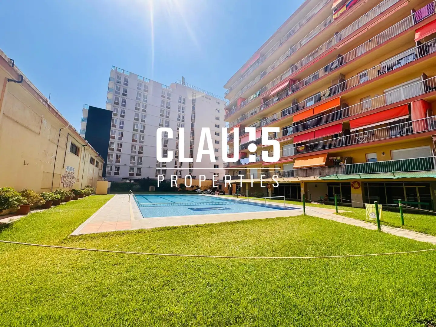 Piso en venta en Malgrat de Mar con Balcón y Piscina comunitaria
