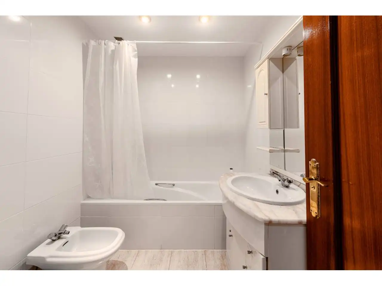 Piso con piscina en venta en Torre del Mar, imagen 17