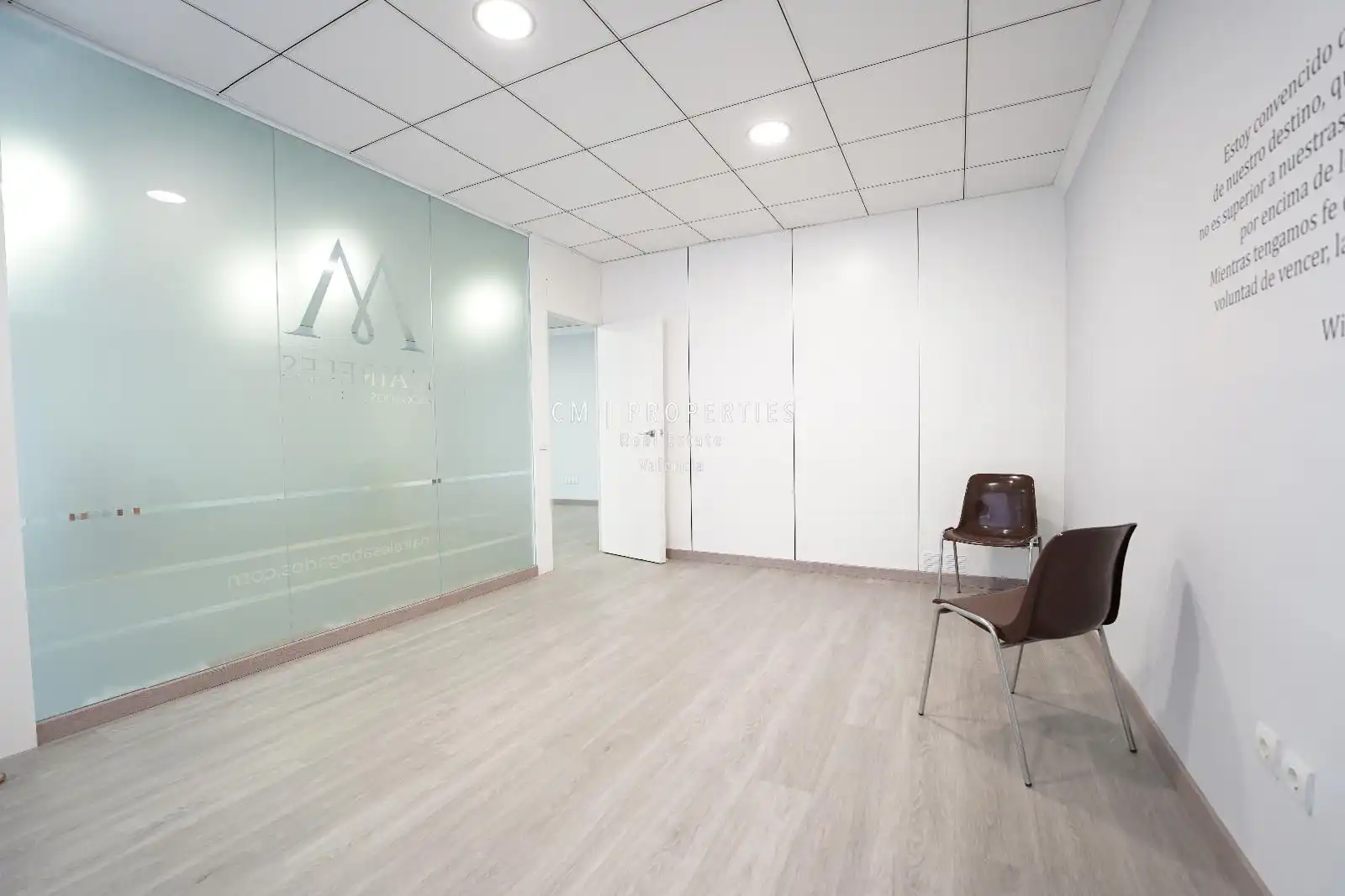 Büro zur Miete in Valencia mit Klimaanlage und Heizung