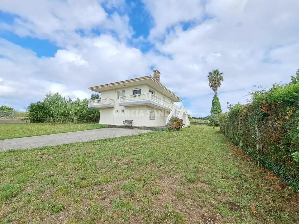 Chalet con terraza en venta en Lugar Chancelas 35, imagen 4