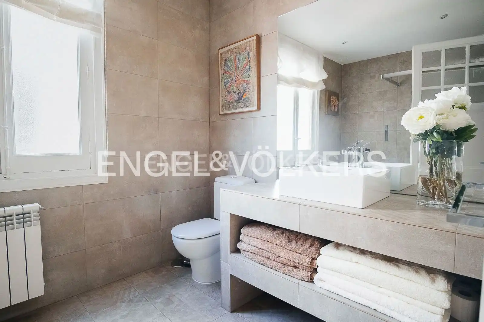 Bathroom of Flat for rent in Madrid  with Air Conditioner, Heating and Furnished