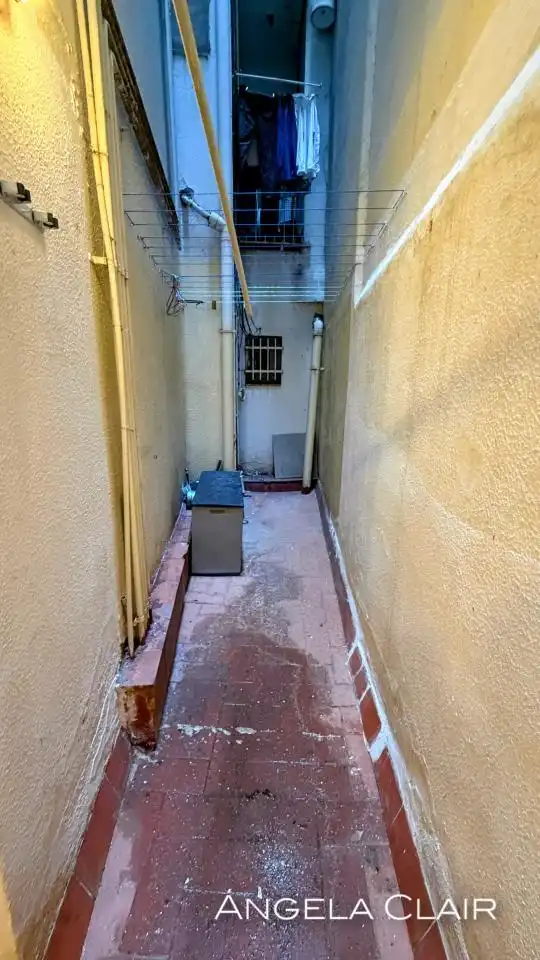 Flat for sale in Barcelona  with Air Conditioner, Heating and Parquet flooring