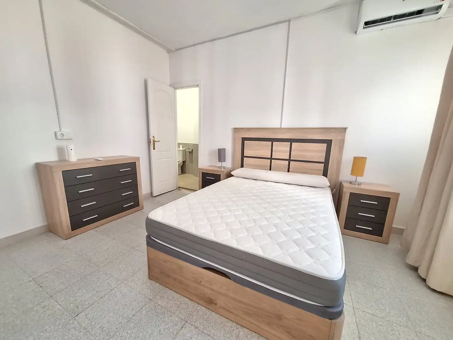 Bedroom of Houses for sale in Sotogrande  with Air Conditioner, Heating and Terrace