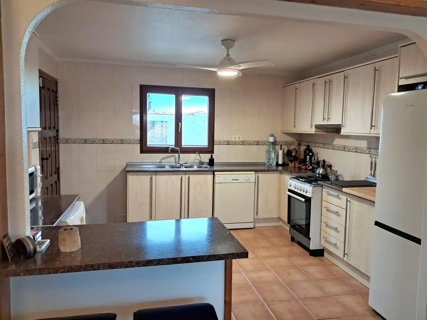Kitchen of Houses for sale in Elche / Elx  with Air Conditioner, Private garden and Terrace