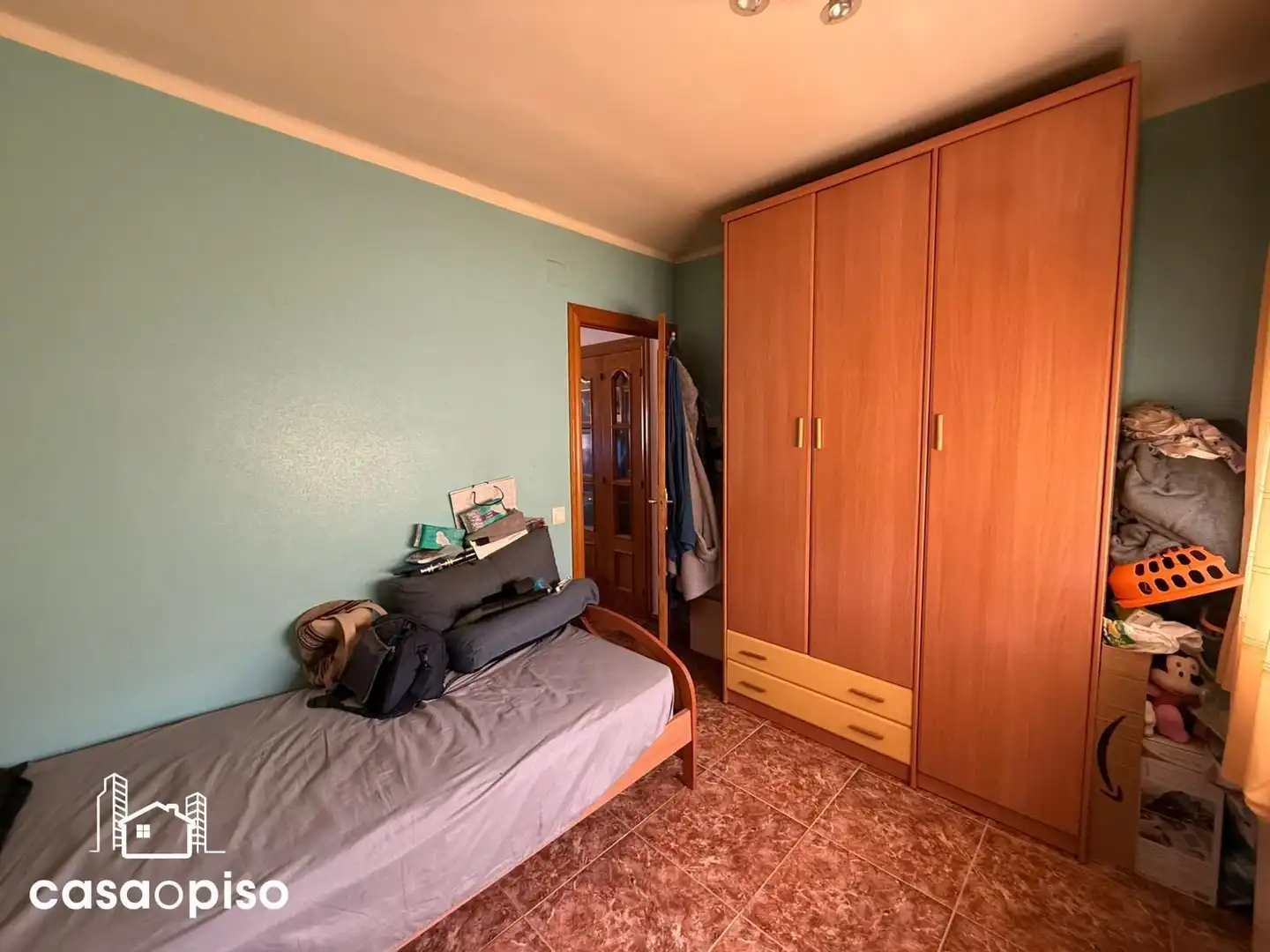 Dormitori de Pis en venda en Terrassa amb Aire condicionat i Calefacció