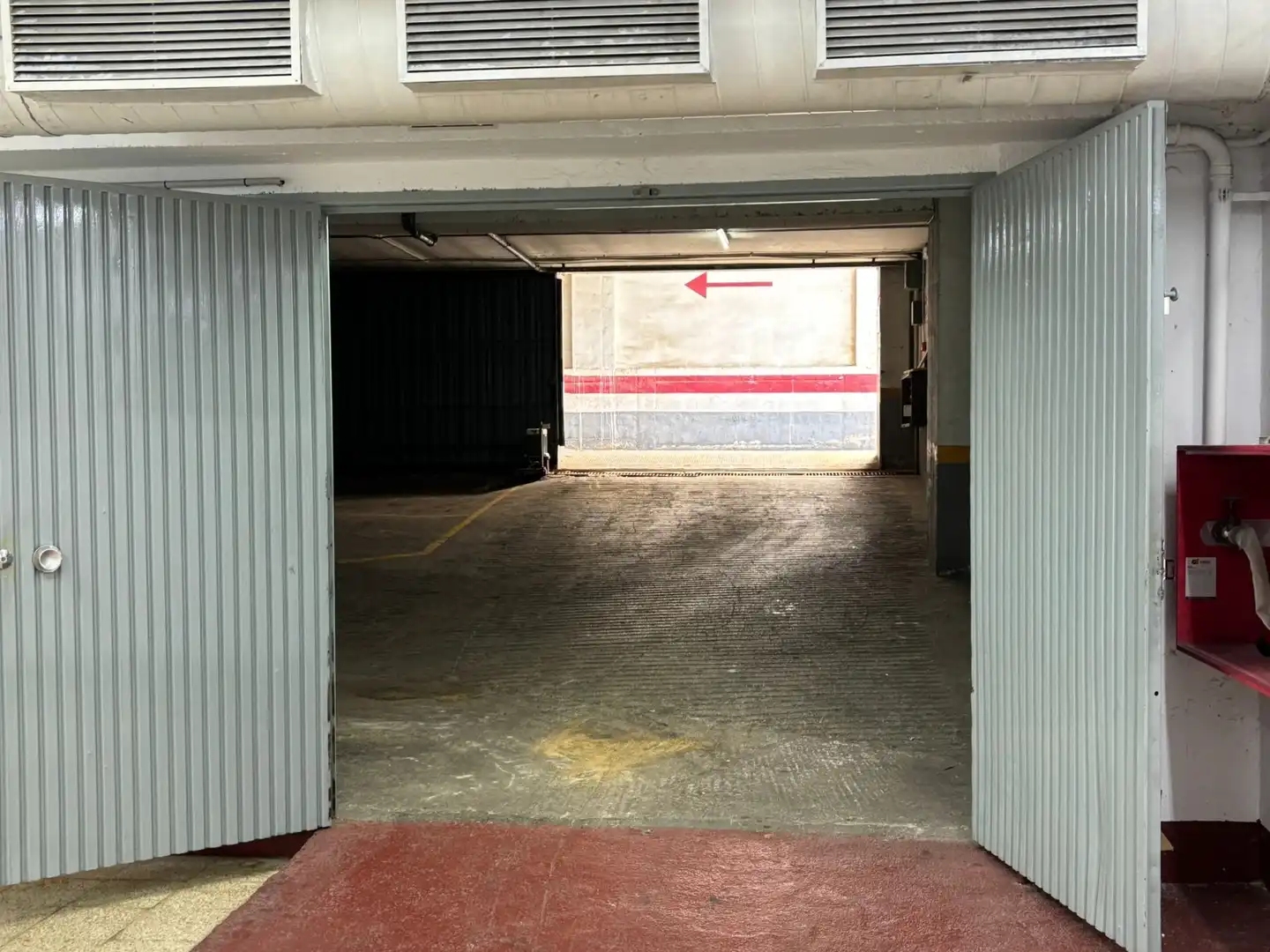 Parking of Commercial properties for sale in Barcelona  with Air Conditioner