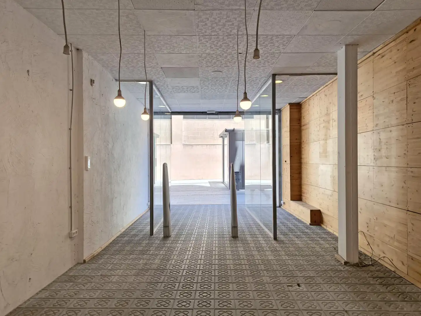 Gewerbefläche zur Miete in Carrer de Reding, imagen 23