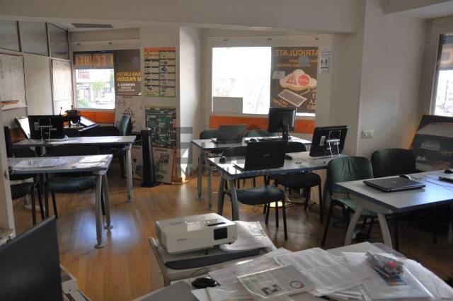 Oficina en Venta en Couto