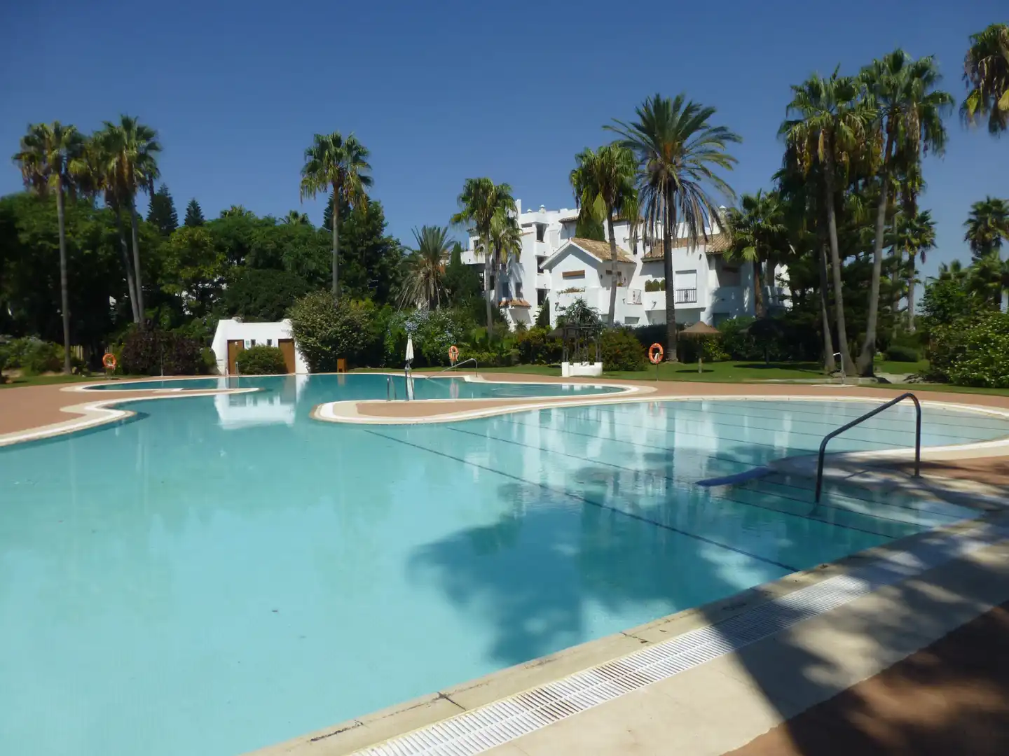 Swimming pool of Ground floor for sale in Rota  with Air Conditioner, Private garden and Terrace