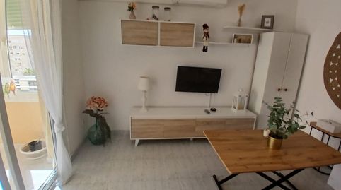 Foto 3 de Apartamento de alquiler en Agua Amarga - Urbanova, Alicante / Alacant