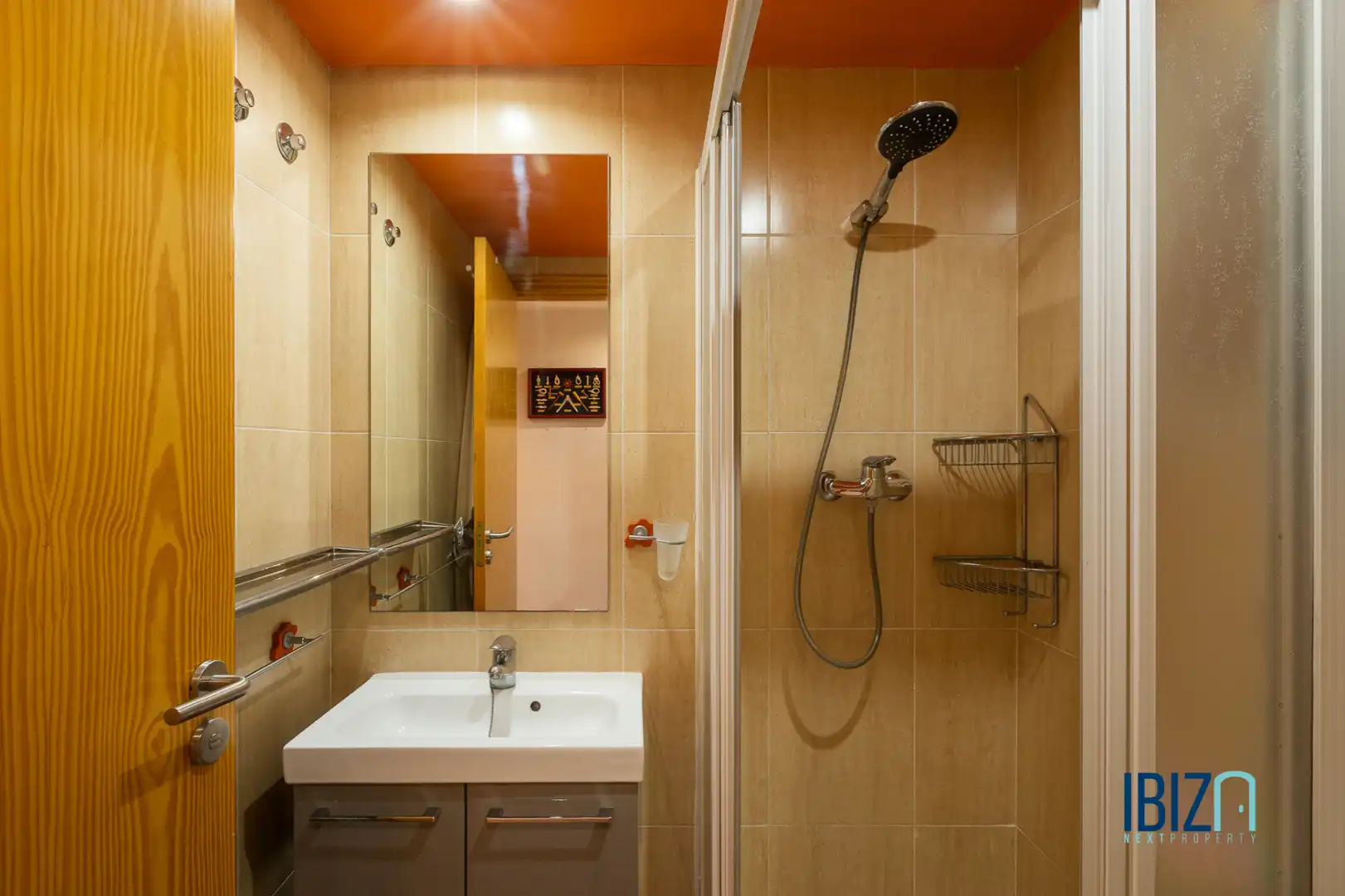 Badezimmer von Wohnung zum Verkauf in Eivissa mit Klimaanlage, Heizung und Terrasse