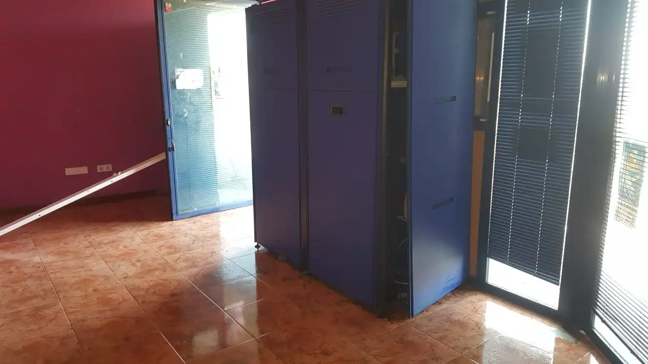 Business premises for sale in Calle ESTROMIL