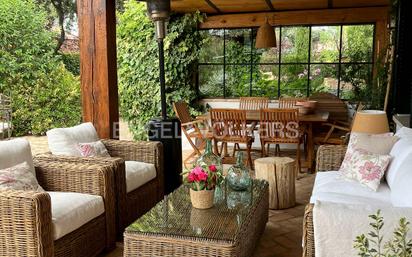 Terrassa de Casa o xalet en venda en Collado Villalba amb Calefacció, Jardí privat i Piscina