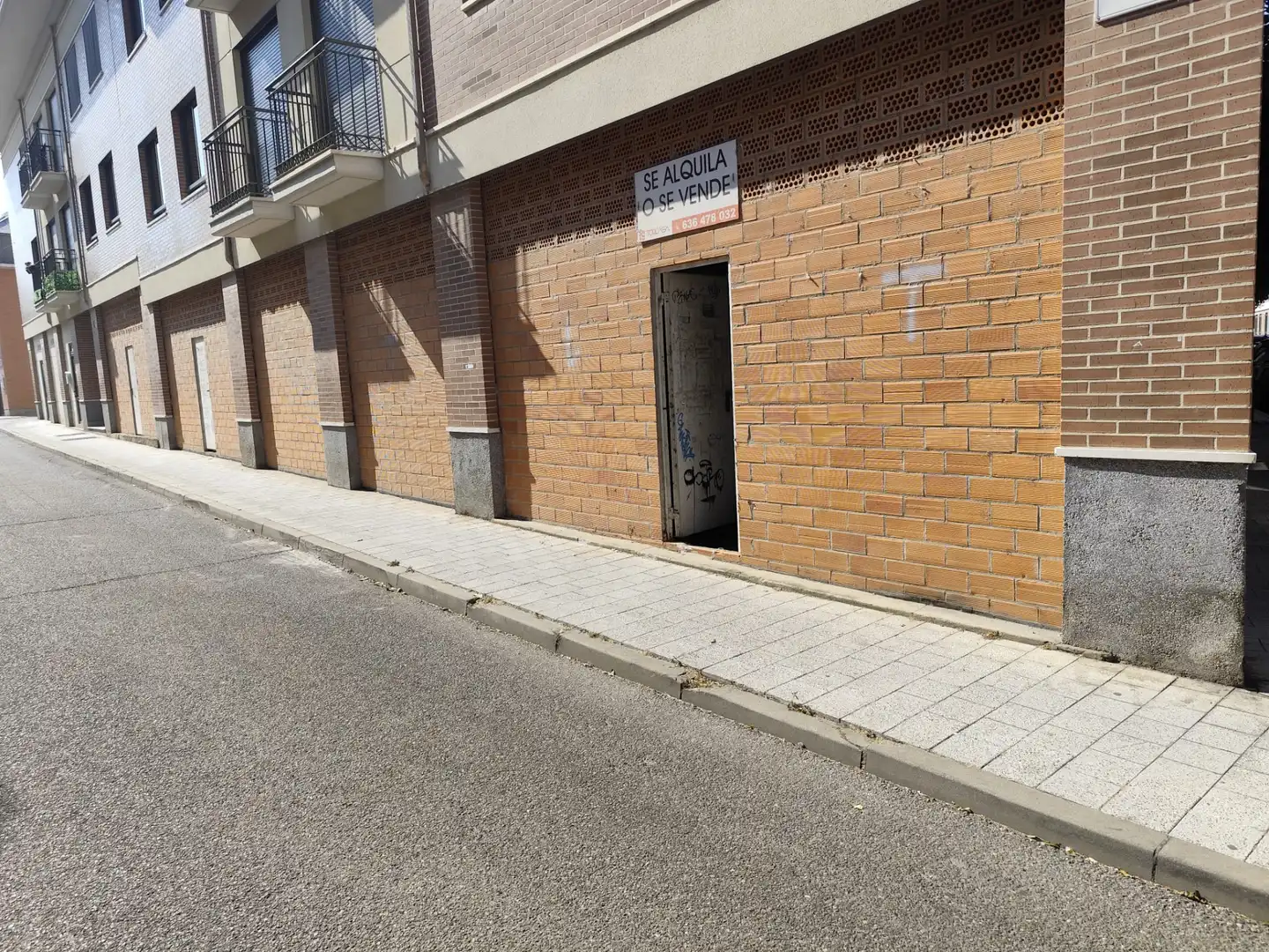 Local comercial en venta en Calle las Tercias 3