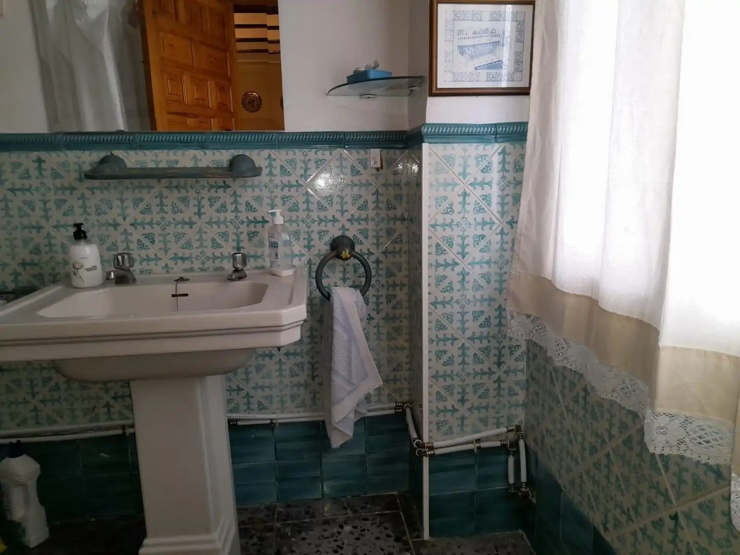 Bany de Casa o xalet en venda en La Roda de Andalucía amb Aire condicionat, Jardí privat i Piscina