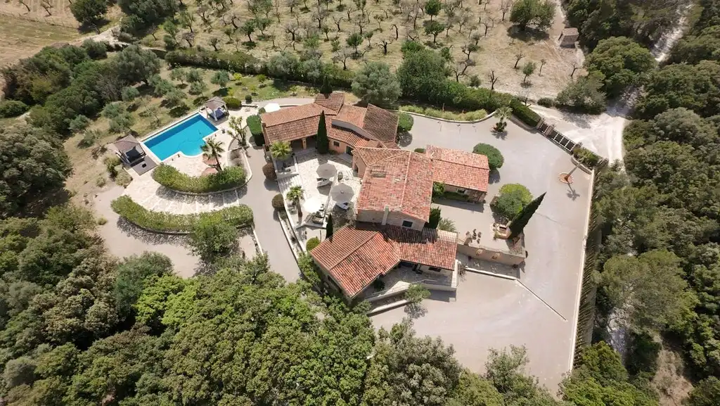 Casa rústica con piscina en venta en Selva, imagen 23