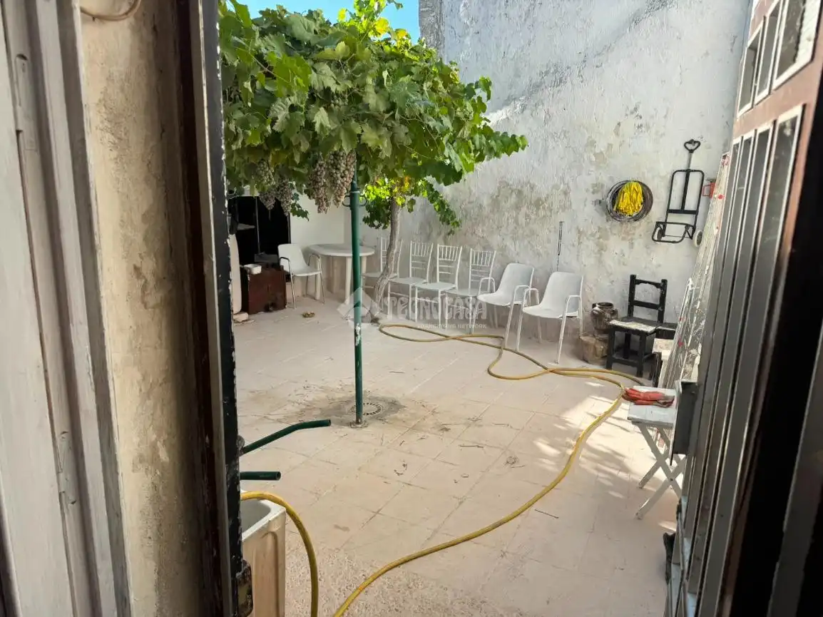 Terrassa de Casa adosada en venda en Villarrubio amb Calefacció, Traster i Balcó