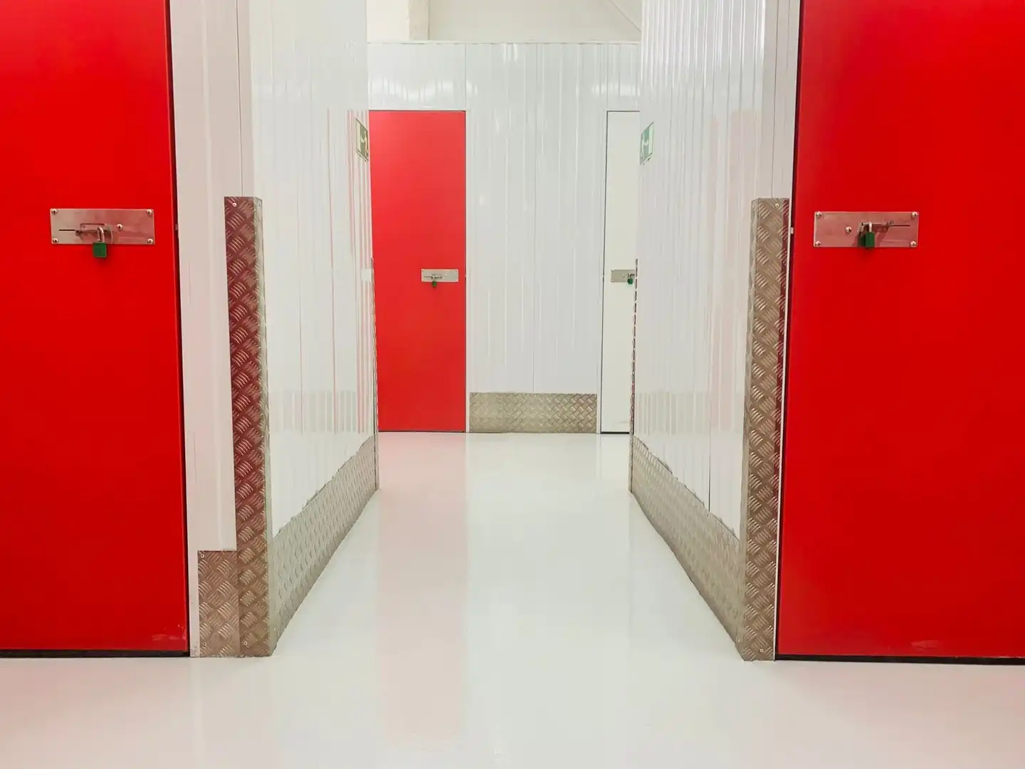 Trastero de alquiler en Avinguda de la Fama, 43, Almeda - El Corte Inglés