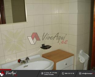 Bathroom of Office to rent in Oviedo 