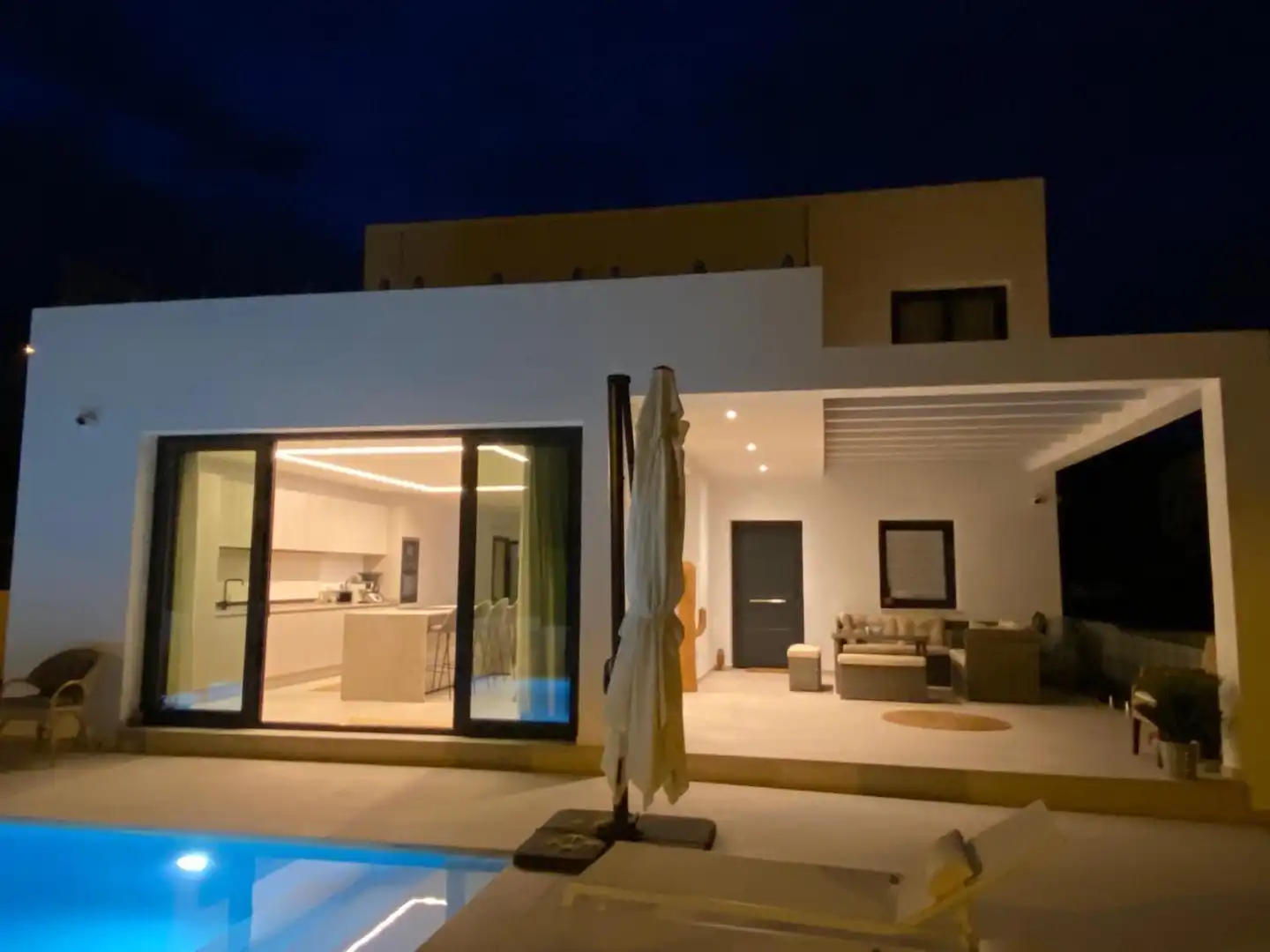 Vista exterior de Casa o chalet en venta en La Nucia con Aire acondicionado, Calefacción y Jardín privado