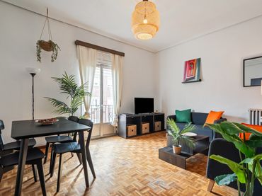 Appartamento con balcone in vendita a Calle de Escosura 27