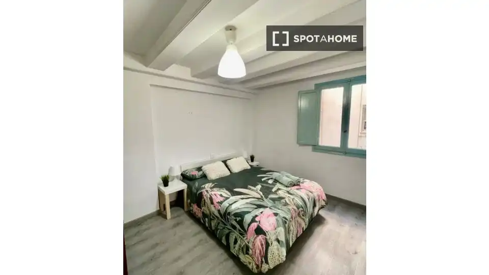 Room in Malilla