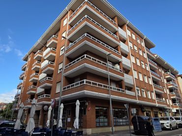 Apartament amb ascensor en venda a C PINTOR OLIVA