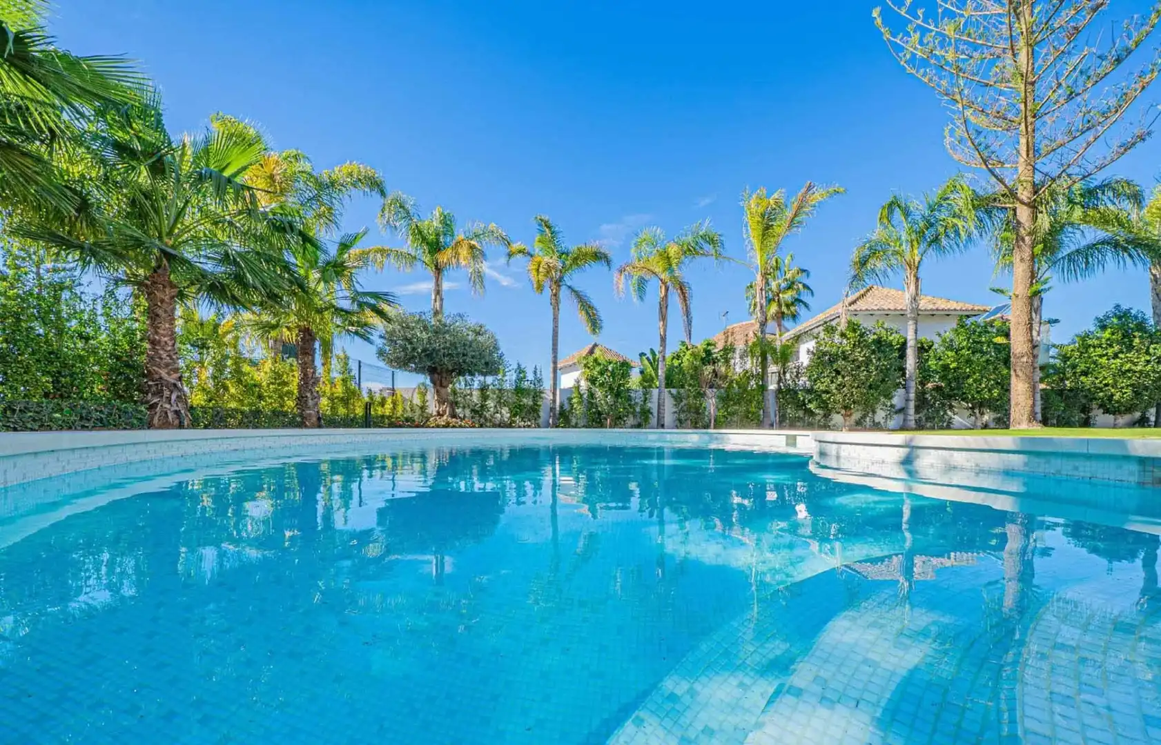 Casa o xalet en venda a Calle Sierra Bermeja, 19, Lomas de Marbella Club