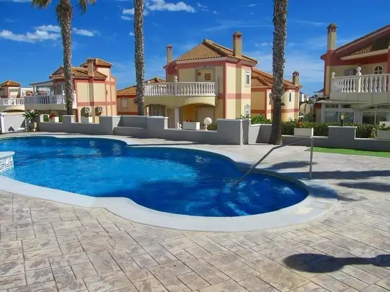 Villa à vendre à Nueva Torrevieja - Aguas Nuevas, imagen 2