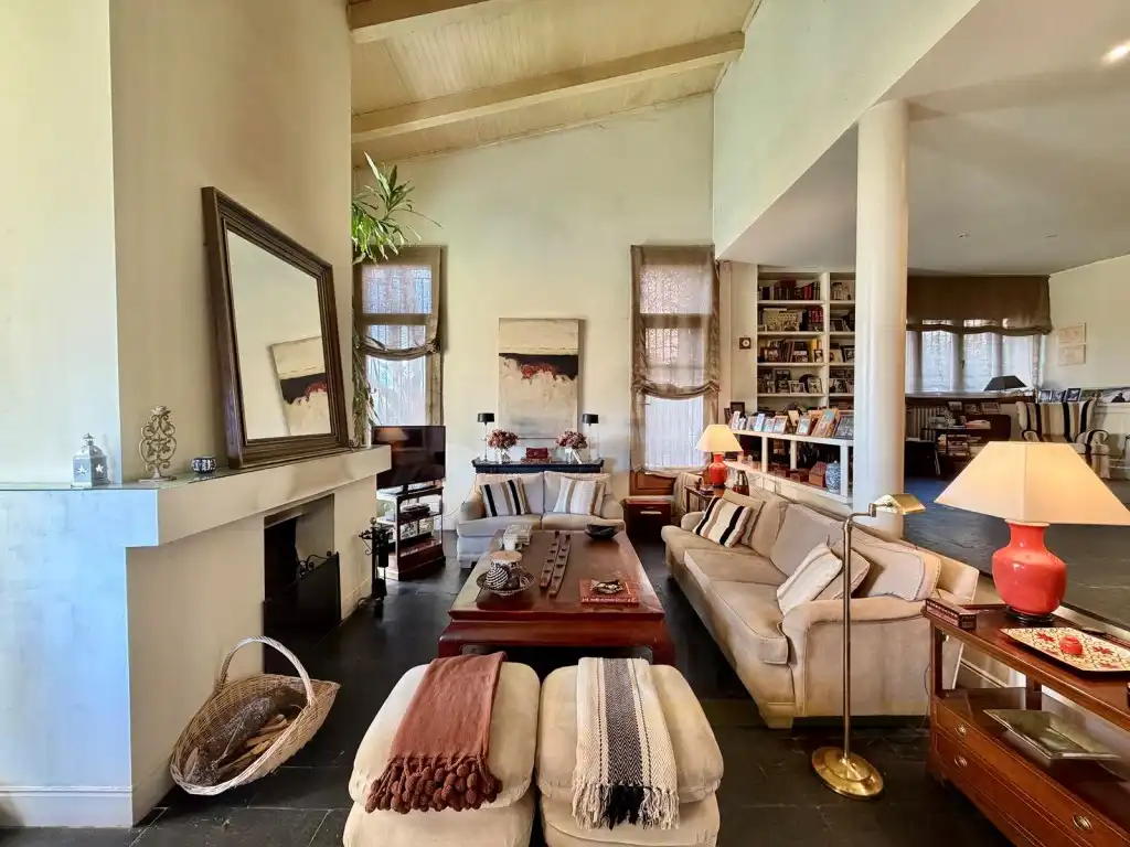Sala d'estar de Casa o xalet en venda en Torrelodones