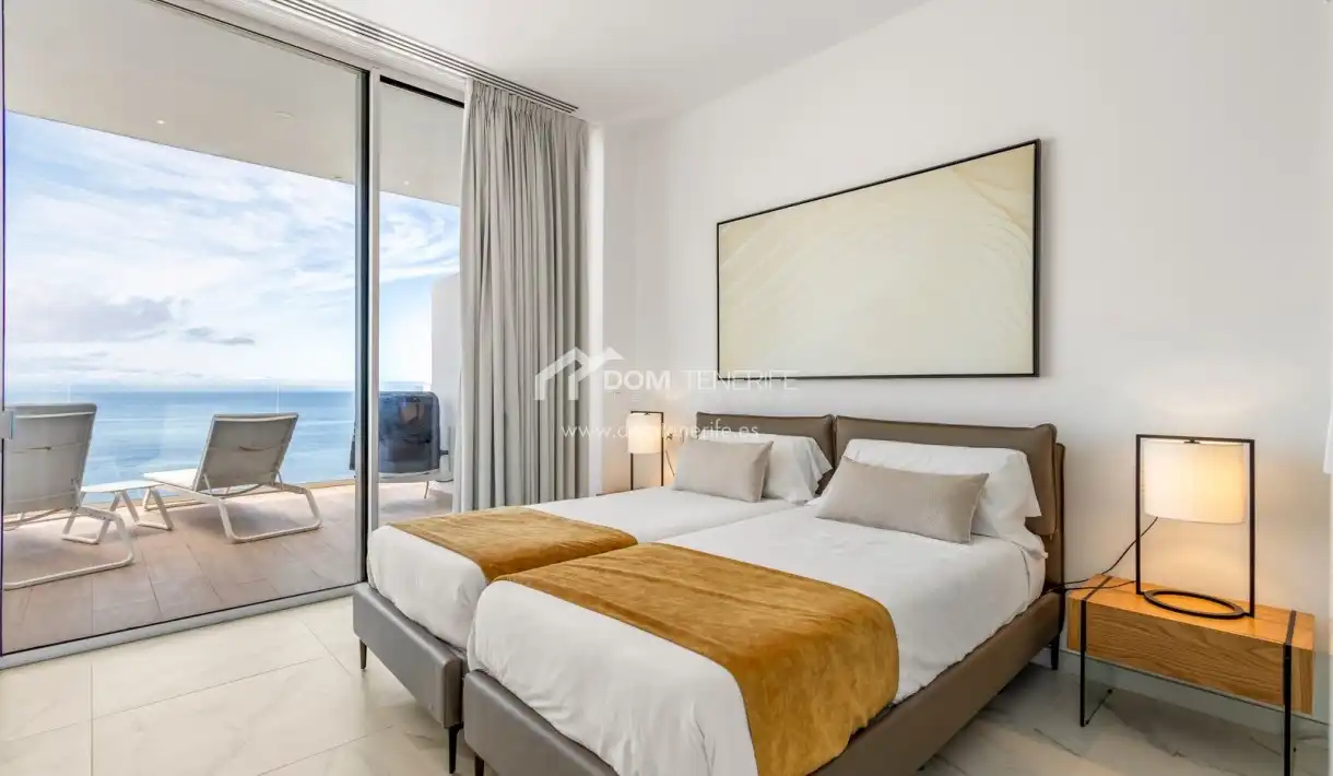Habitación de Piso en venta en Santiago del Teide con Terraza, Trastero y Piscina