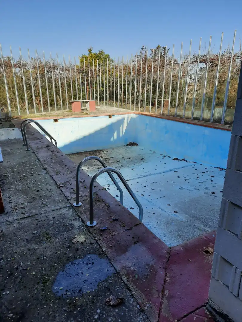Schwimmbecken von Country house zum Verkauf in Palencia mit Privatgarten, Terrasse und Abstellraum